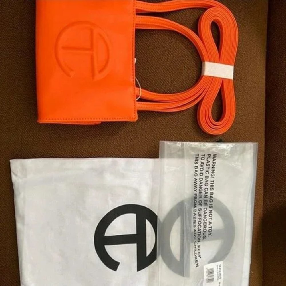 Telfar Small Orange Shopping Bag - Picture 3 of 3